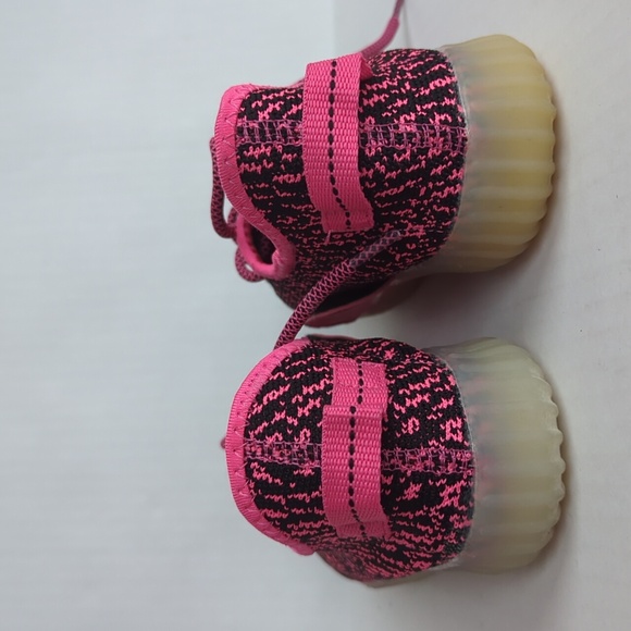 Light Up LED Running Walking Athletic Sneakers 7 Black Pink - Picture 11 of 14